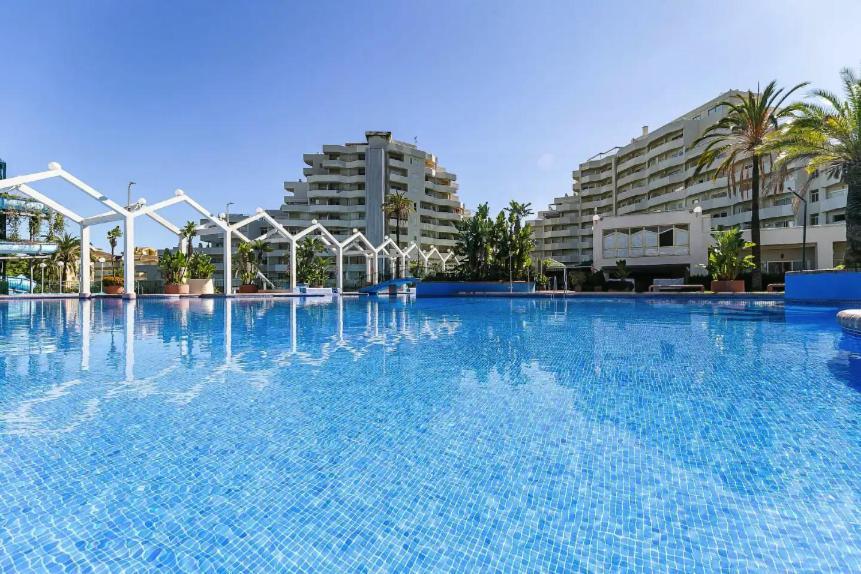 Benalbeach Sea View 2bdr With Water Park Benalmádena