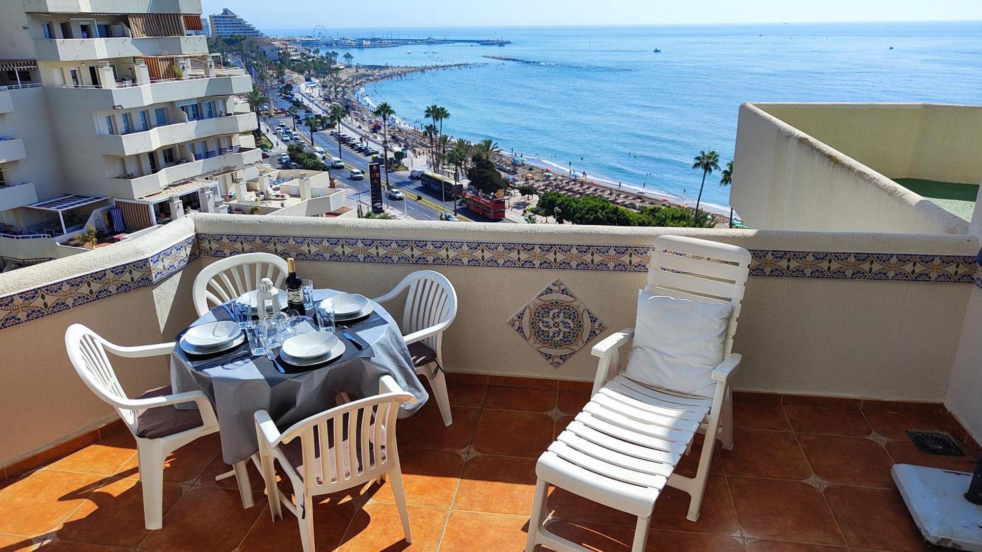 Apartment Benalbeach Sea View In *