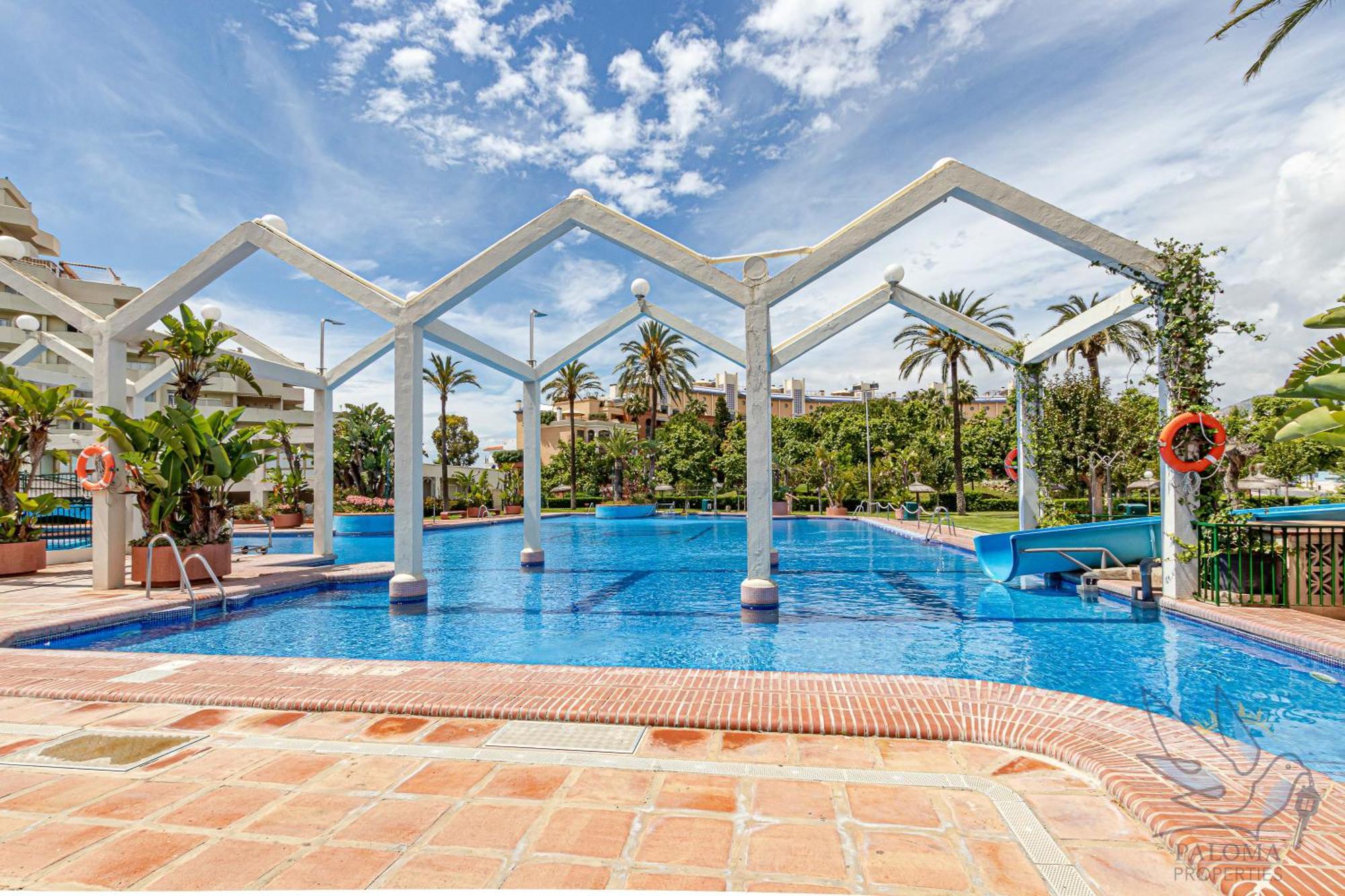 Benalbeach Sea View In